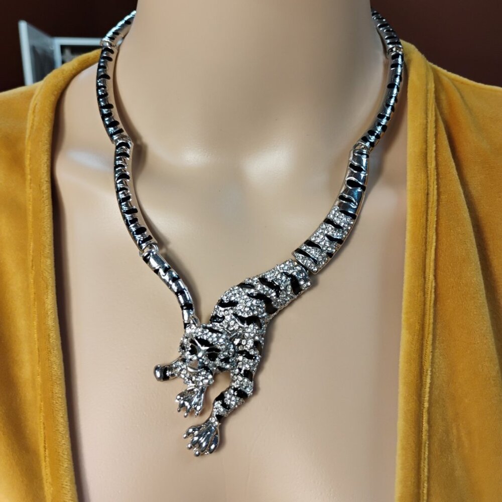 Silver Tone Leopard Statement Necklace | Crystal Animal Pendant | Bold Glam